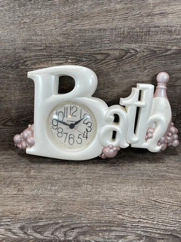 VTG Burwood Bubble Bath Wall Clock Soap Suds, Pink, Made In USA/Minor Scrapes Cover