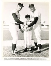 1962 Mickey Mantle and Roger Maris safe at home original picture bx1a1