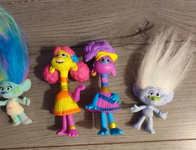 DreamWorks trolls figures x 4 - Image 1 of 2