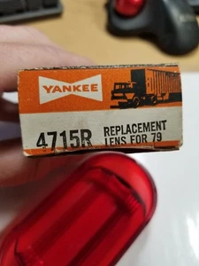 Vintage Yankee 4715R Clearance Marker Light Lens - Red For # 79 Lamp Assy - Bild 1 von 8