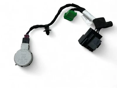 OP3325 VOLVO V40 Regen Sensor 31314540 2016 - Image 1 of 4