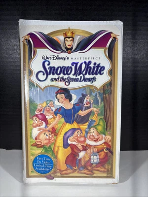 SEALED Snow White and the Seven Dwarfs VHS Walt Disney's Masterpiece #1524 Rare - Image 1 of 4