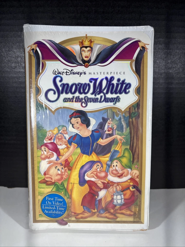 SEALED Snow White and the Seven Dwarfs VHS Walt Disney's Masterpiece #1524 Rare - Image 1 of 4