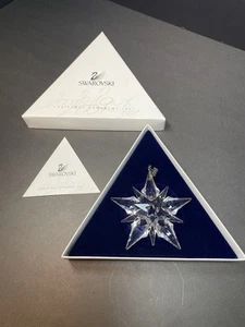 Swarovski 2001 Annual Crystal Snowflake Ornament w/ Box Missing Ribbon Sleeve - Picture 1 of 13