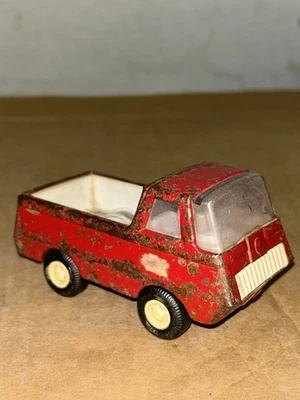1960’s Tonka Red Wrecker Pressed Steel Tow Truck #555 With Missing Tow Hook - Image 1 of 4