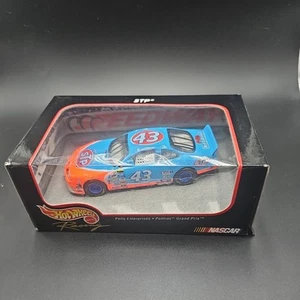 Hot Wheels Pro Racing - John Andretti STP #43 Collector Display Diecast Car - Picture 1 of 7