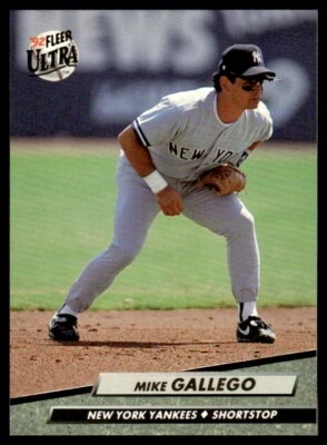 1992 Fleer Ultra #406 Mike Gallego New York Yankees - Image 1 of 2