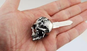 Ignition Skull blank key Harley Davidson Sportster iron xl883 fob chrome custom - Imagen 1 de 6