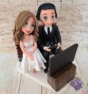 Gamer wedding cake topper, Xbox controller wedding cake topper, gaming topper - Picture 1 of 3