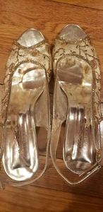 Pakistani / Indian Women's Golden Fancy Heels  - Picture 1 of 6