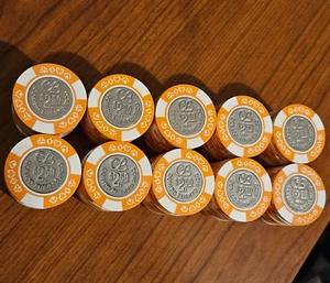 Lotto 100 MONETE NUOVE anni 80 CERROMAR BEACH CBH $2,5 chip casinò DORADO Porto Rico poker - Foto 1 di 11