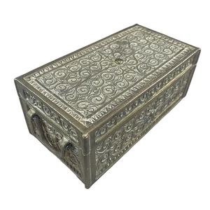 Antique Decorative Anglo Indian Brass Betel Nut Box Pandan South/East Asian - Picture 1 of 7