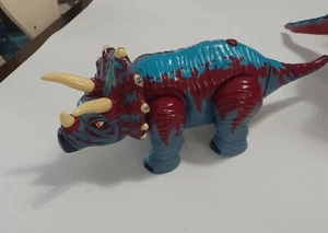 Imaginext Walk and Roar Trample the Triceratops Dinosauro Giocattolo Mattel 2006 Funzionante - Foto 1 di 3