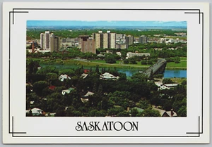 Postcard Saskatchewan Saskatoon Skyline Canada - Picture 1 of 2