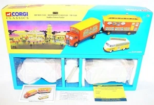 Corgi Toys 1:50 ERF SHOWMAN CARAVAN SADDLERS FAMOUS FUNFAIR Truck & Trailer MISB - Picture 1 of 6