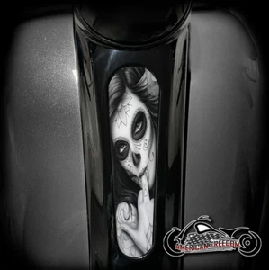 HARLEY DAVIDSON 8 INCH DASH INSERT STREET GLIDE & ROAD GLIDE - DAY OF THE DEAD - Picture 1 of 1