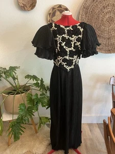 Vintage Black Dress With Oversized Sleeves Shoulder Pads Union Made Waist 30” - Picture 1 of 10