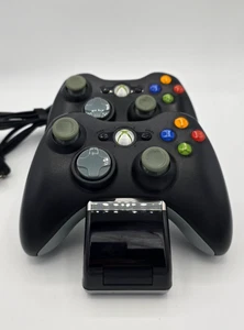 x2 Xbox 360 controllers + Nyko Charging Technologies Charging Dock + Batteries - Picture 1 of 8
