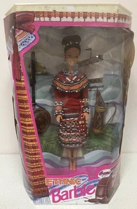 Ethno Ifugao Barbie Puppe Vintage 1994 SKU: 61369 Kartonschaden - Bild 1 von 4