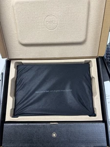 Dell Latitude 5450 14" computer portatile Intel Core Ultra 1,3 Ghz 16 GB Ram 256 GB HDD - Foto 1 di 1