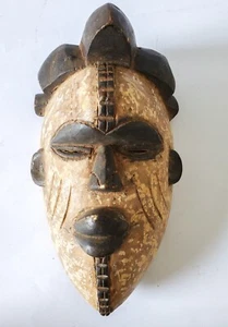 Gesichtsmaske Afrika Holz Maske Ethnographica Fang Wandmaske Weiße Farbe - Picture 1 of 9