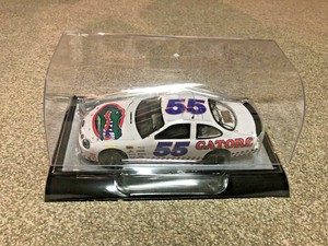 1 24 diecast race cars