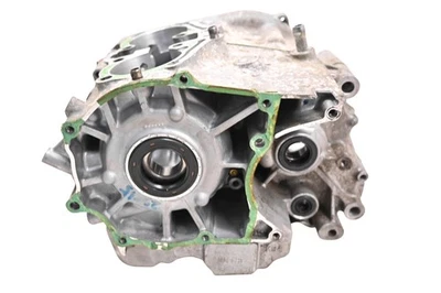 08 Carcasa cárter central Honda Rebel 250 CMX250 Foto 1 de 4