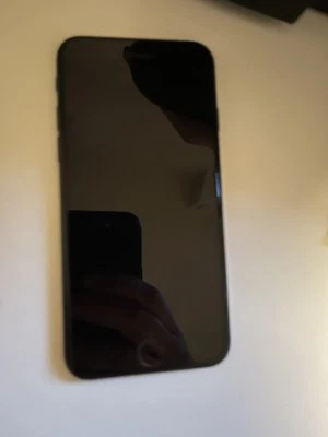 Apple iPhone 7 32 GB Nero opaco - Immagine 1 di 2