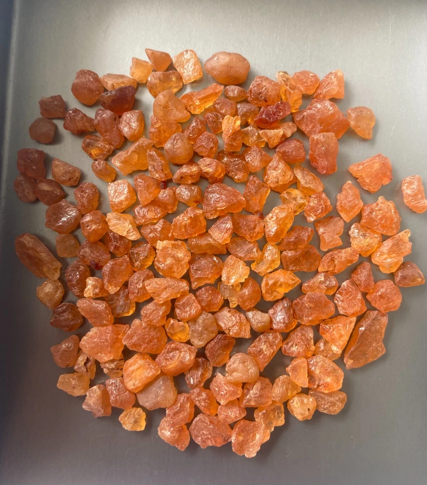 Natutal Orange Colour Spessartine Rough @ 377 cts - Image 1 of 4