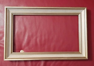 antiker Bilderrahmen aus Vollholz gold / weiß massiv Holz - Bild 1 von 3
