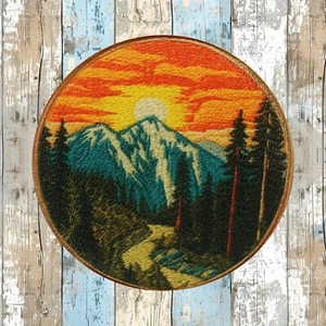 Parche Montaña Puesta de Sol Apliques Plancha Decorativo Naturaleza Insignia Lago Bosque - Imagen 1 de 12
