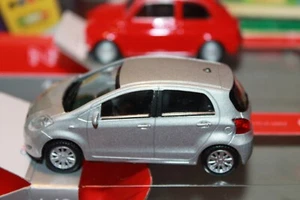 TOYOTA - YARIS 1°SERIE - 1999 - MODELLINO SCALA 1/43 - WELLY AUTO - Foto 1 di 4