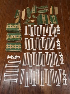 Vintage Plasticville Fence Pieces & Boxes Lot - Picture 1 of 7