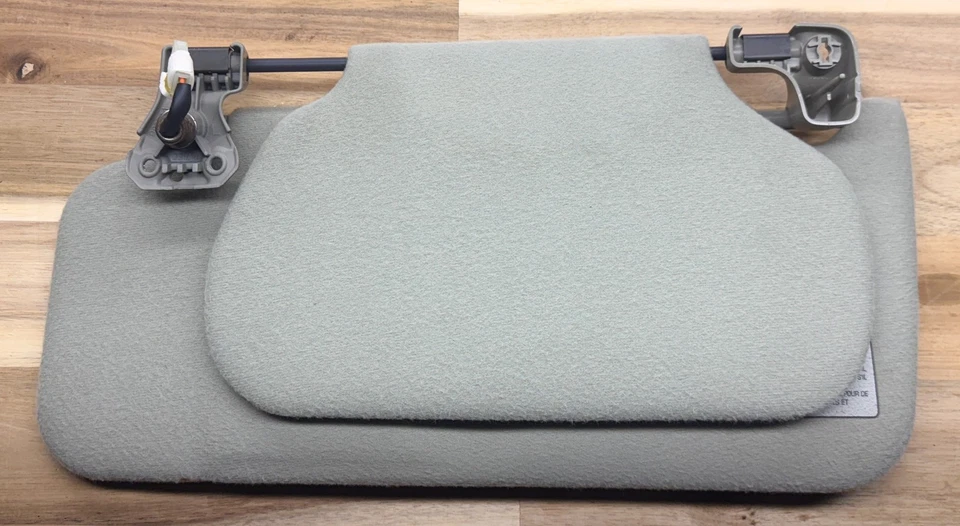 Parasol Nissan Pathfinder Infiniti QX4 1997-04 gris lado del conductor con enlace homelink OEM Foto 1 de 4