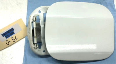 2015-2020 ACURA TLX A-SPEC 燃油罐填料门盖原始设备制造商。 — 第 1/4 张图片