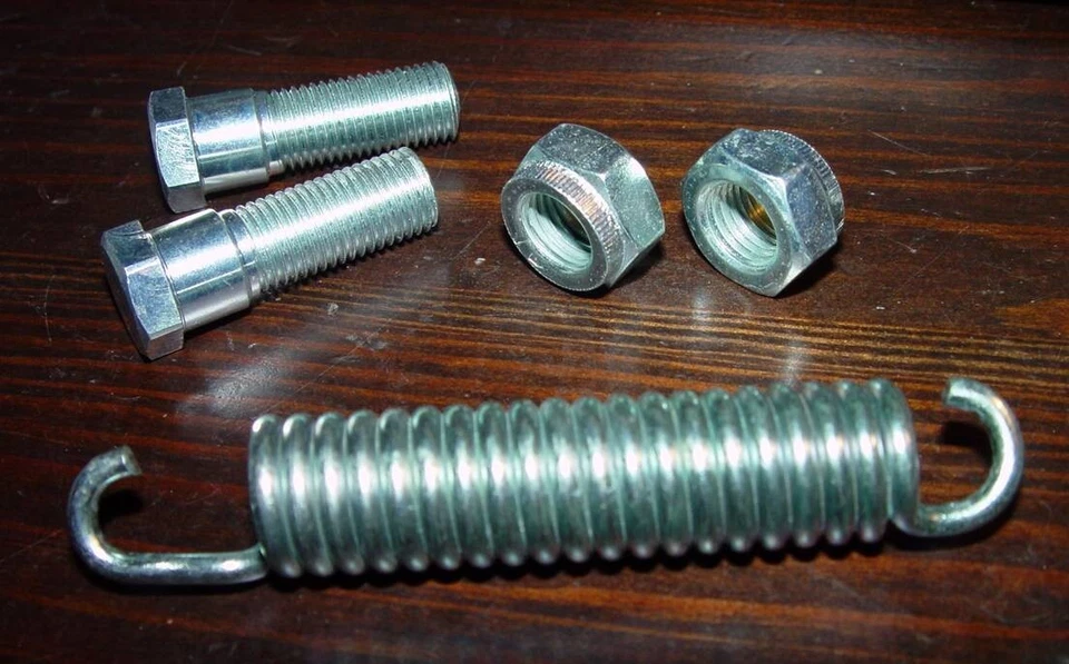 Triumph T120 1971-79, T140 Bonneville, Tiger, Trofeo. OIF, KIT SOPORTE CENTRAL, UK Foto 1 de 4