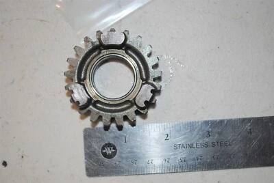 Eje principal de transmisión Honda XR 650R cuarta marcha 21T 23461-MBN-670 2000-2007 Foto 1 de 4