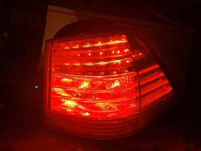 08-10 BMW 535i 535xi универсал внешний угловой задний фонарь линза правый пассажирский правый - Изображение 1 из 4