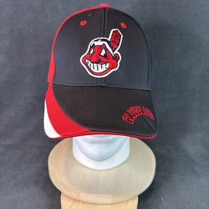 Cleveland Indians Chief Wahoo Fan Favorite Adjustable Strapback Cap - Picture 1 of 9