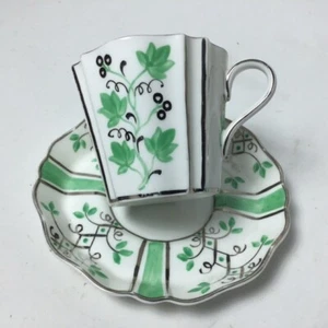 Vintage WEDGWOOD porcelain coffee cup and saucer - Picture 1 of 7