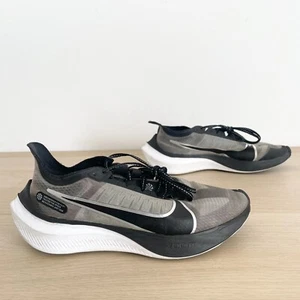 Nike Zoom Gravity Shoes Mens US 8 UK 7 EU 41 Black Grey Metallic Silver Low Top - Picture 1 of 10