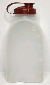 Rubbermaid Mezclador Mate Botella Blanca 2 Qt Plástico Con Cubierta Roja - Imagen 1 de 3