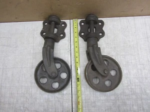 VTG ANTIQUE PAIR SWIVEL CAST IRON FACTORY INDUSTRIAL CASTER RAILROAD CART WHEELS - Picture 1 of 10
