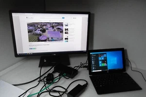 Microsoft Surface Pro 1514 Intel i5 Touch 4GB 128GB SSD w/Dell 22" LED Monitor - Picture 1 of 12