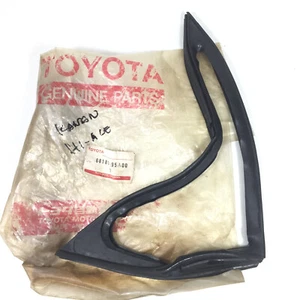 Toyota Hiace LH11 20 RH11 30 42 Vent Window Weatherstrip RH Side 68181-95A00 NOS - Picture 1 of 7