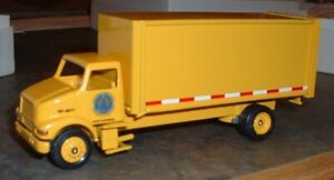 Pennsylvania Department of Transportation '97 Winross Truck