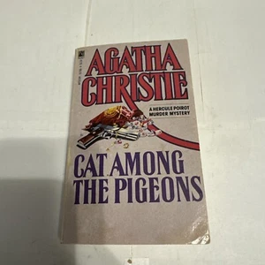 Katze unter den Tauben von Agatha Christie Copyright 1959 - Bild 1 von 4