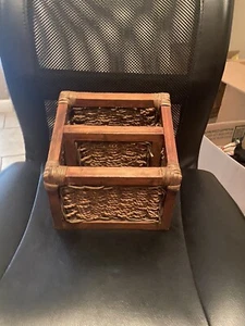 Desk Top Wooden & Wicker Mail Holder-Bill Organizer Holder -Letter Holder - Picture 1 of 6