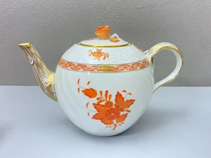 Herend Chinese Bouquet Apponyi Orange 35 OZ teapot ,rose finial, tiny chip petal - Picture 1 of 9
