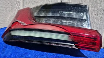 BMW M340I REAR LEFT TAILIGHT (Drivers side)   BROKEN LENS COVER.  Made 4-20-2024 - Image 1 of 4